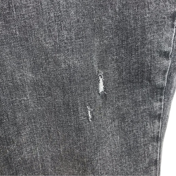 Old Navy Women High-Rise OG Straight Jeans - Picture 6 of 16